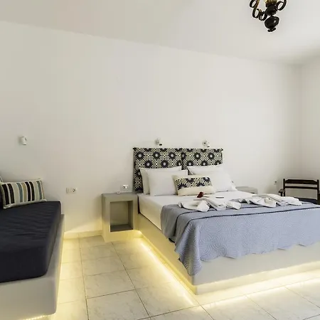 Hotel Kalamia Dolphins Perissa (Santorini)