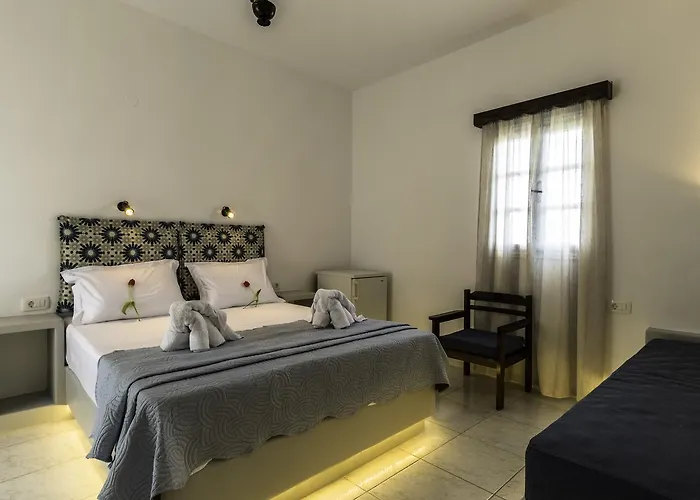 Kalamia Dolphins Hotel 2*