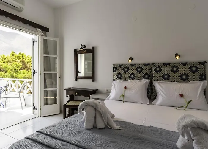 Kalamia Dolphins Hotel 2*