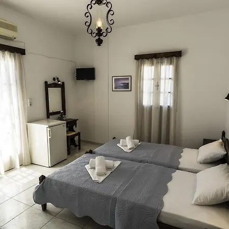 Hotel Kalamia Dolphins 2*