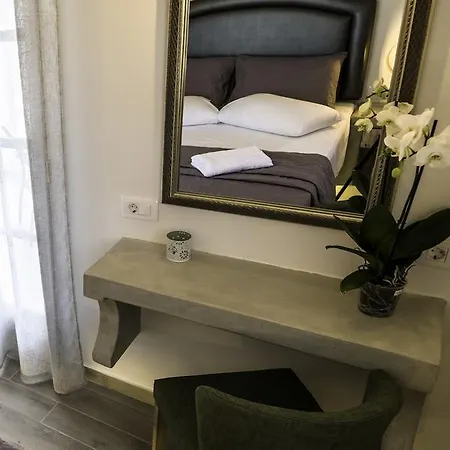 Отель Kalamia Dolphins