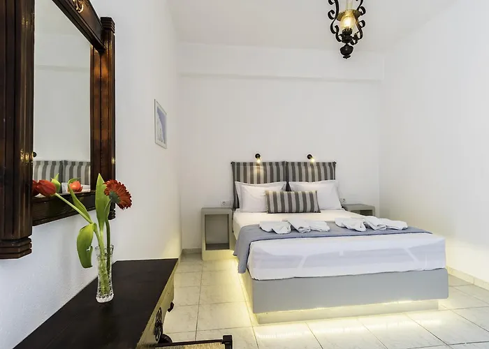 Hotel Kalamia Dolphins Períssa