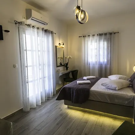 Kalamia Dolphins Отель 2*