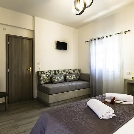 Отель Kalamia Dolphins